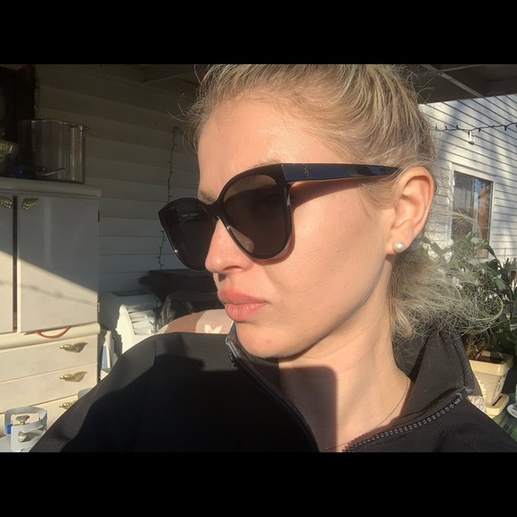 NEW - YSL sunglasses $185 - Picture 3 of 15